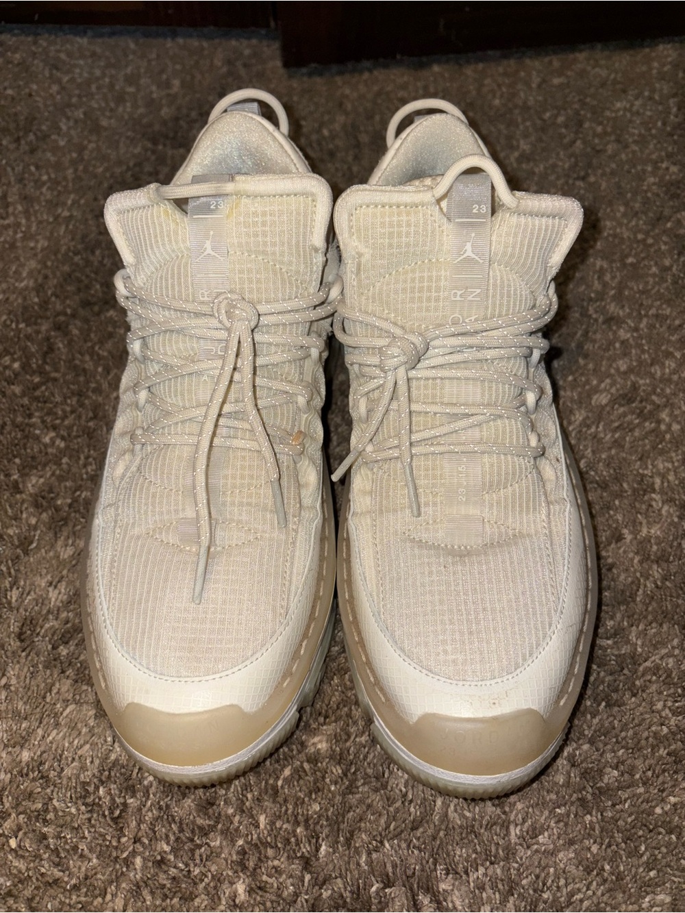 Jordan Mae Women’s Sneakers in Cream/Sail
